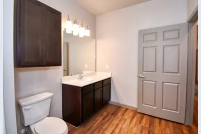 4800 W Illinois Avenue #2303, Dallas, TX 75211 - Photo 12