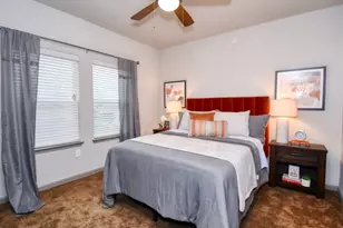 4800 W Illinois Ave, Dallas, TX 75211 - Photo 8