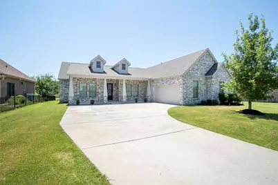 1305 Carnoustie Drive, Ennis, TX 75119 - Photo 1