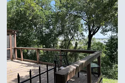 2546 Rockcliff Court, Granbury, TX 76048 - Photo 4