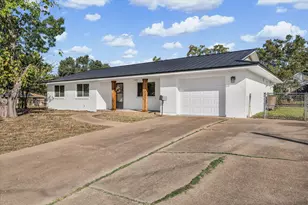 217 Shady St, Marlin, TX 76661 - Photo 2
