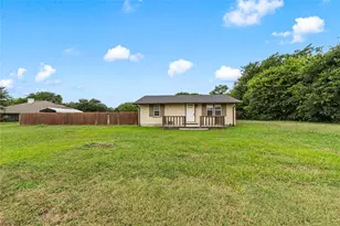 1305 S Robinson Dr, Robinson, TX 76706 - Photo 22