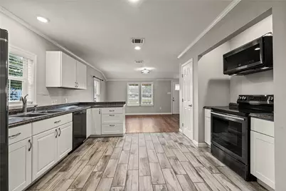 1305 S Robinson Drive, Robinson, TX 76706 - Photo 6