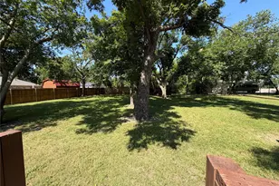 1711 Oriental St, Bonham, TX 75418 - Photo 14