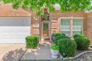 2114 Pecan Ridge Dr, Forney, TX 75126 - Photo 4