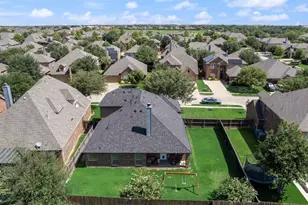 10013 Waterstone Way, McKinney, TX 75072 - Photo 4
