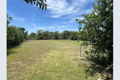 549 E Elm Street, Dublin, TX 76446 - Photo 4