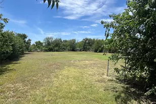 549 E Elm St, Dublin, TX 76446 - Photo 4