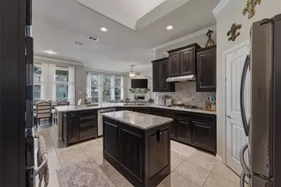 2955 Geneva Drive, Grand Prairie, TX 75054 - Photo 4