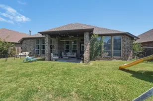 2955 Geneva Dr, Grand Prairie, TX 75054 - Photo 32