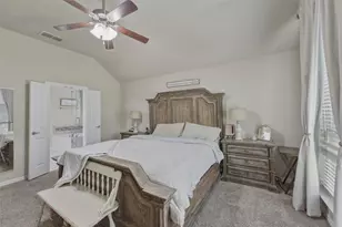 2955 Geneva Dr, Grand Prairie, TX 75054 - Photo 12
