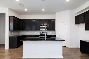 336 Emerald Creek Dr, Fort Worth, TX 76131 - Photo 10