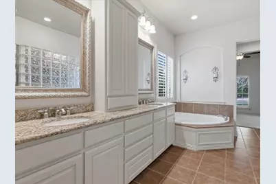 1020 Holy Grail Drive, Lewisville, TX 75056 - Photo 24