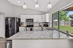 3825 Hackberry Ln, Bedford, TX 76021 - Photo 14