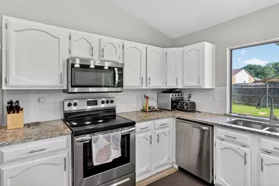 3825 Hackberry Lane, Bedford, TX 76021 - Photo 12
