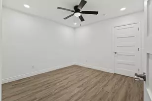 4105 Candlenut Ln, Dallas, TX 75244 - Photo 20
