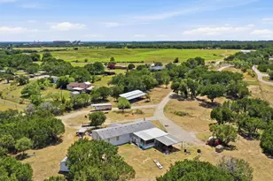 7237 Hayworth Hwy, Granbury, TX 76048 - Photo 2