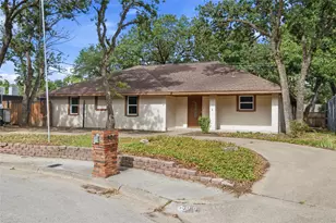 500 Bent Tree Ct, Irving, TX 75061 - Photo 2