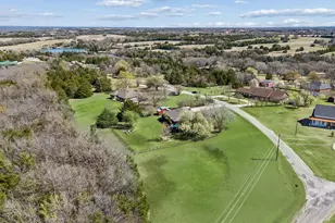 49 Bois D Arc Cir, Sherman, TX 75090 - Photo 2
