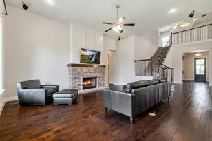 832 Dusty Trl, Little Elm, TX 76227 - Photo 6