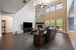 1308 Lacey Oak Dr, Mansfield, TX 76063 - Photo 6