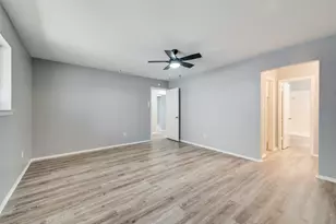 2814 Meadow Park Dr, Garland, TX 75040 - Photo 16