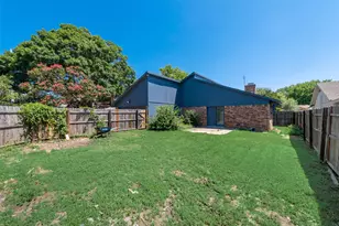 2814 Meadow Park Dr, Garland, TX 75040 - Photo 18