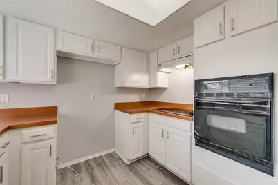 2814 Meadow Park Drive, Garland, TX 75040 - Photo 10