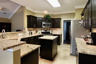 1685 Shannon Dr, Lewisville, TX 75077 - Photo 6