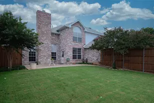 1685 Shannon Dr, Lewisville, TX 75077 - Photo 14