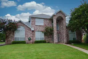 1685 Shannon Dr, Lewisville, TX 75077 - Photo 1