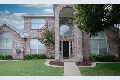 1685 Shannon Drive, Lewisville, TX 75077 - Photo 2