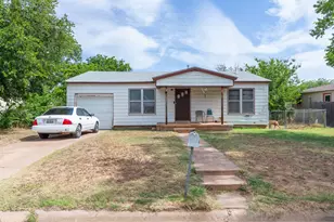 1910 S 21st St, Abilene, TX 79602 - Photo 2