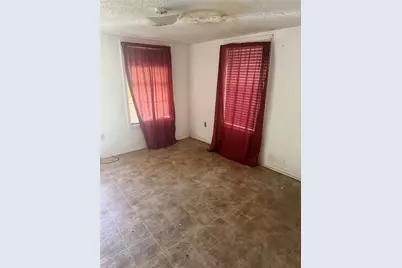 2306 Frank Street, Marshall, TX 75670 - Photo 2