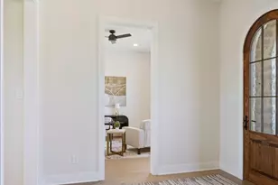 931 Fawn Dr, McGregor, TX 76657 - Photo 4