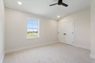 931 Fawn Dr, McGregor, TX 76657 - Photo 30