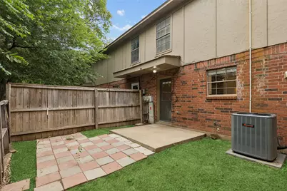 221 Cambridge Drive, Saginaw, TX 76179 - Photo 30