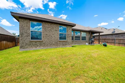 105 Cheryl Drive, Keene, TX 76059 - Photo 30