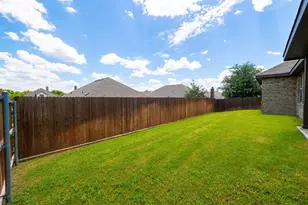 105 Cheryl Dr, Keene, TX 76059 - Photo 28