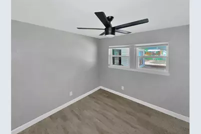 1306 Elby Street, Irving, TX 75061 - Photo 10