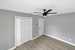 1306 Elby St, Irving, TX 75061 - Photo 14