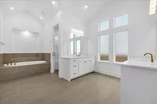 2100 Pleasant Run Ln, Fort Worth, TX 76008 - Photo 20