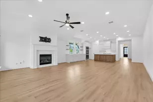 2100 Pleasant Run Ln, Fort Worth, TX 76008 - Photo 16