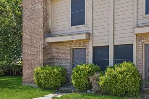 313 Cambridge Dr, Saginaw, TX 76179 - Photo 4