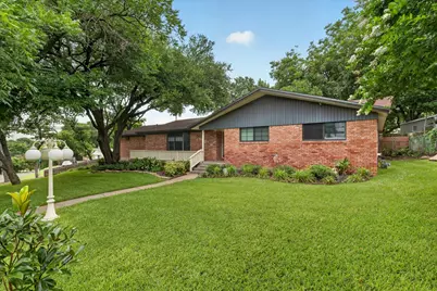 9700 Brookwood Circle, Woodway, TX 76712 - Photo 1