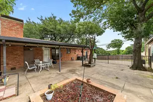 9700 Brookwood Cir, Woodway, TX 76712 - Photo 34