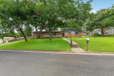 9700 Brookwood Circle, Woodway, TX 76712 - Photo 4