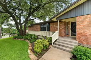 9700 Brookwood Cir, Woodway, TX 76712 - Photo 4