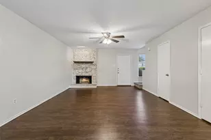 321 Cambridge Dr, Saginaw, TX 76179 - Photo 14