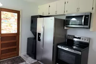 503 W Nash St, Grapevine, TX 76051 - Photo 6